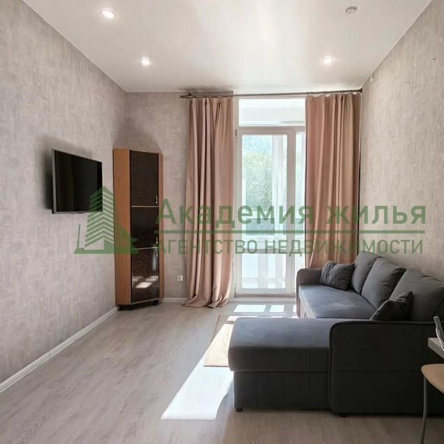 1-к. квартира, 42 м², 4/16 эт.
