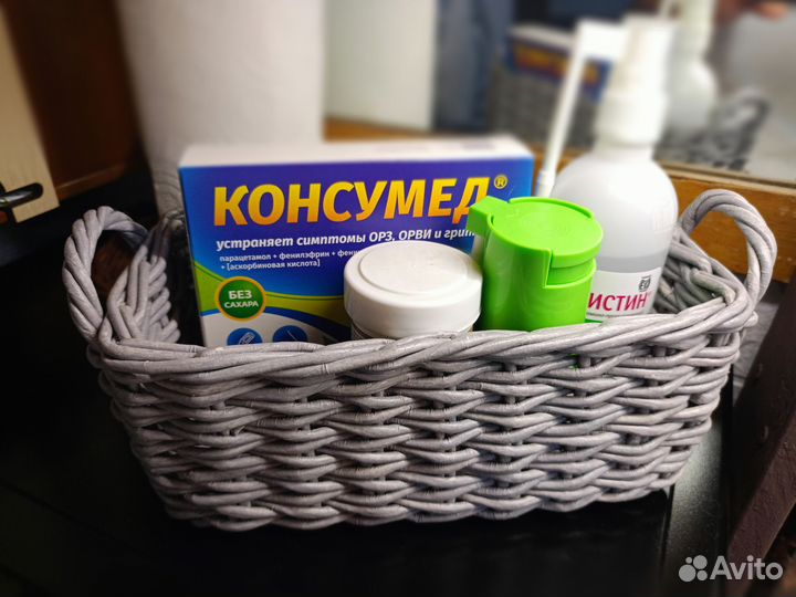 Племенная корзина из бумажной лозы