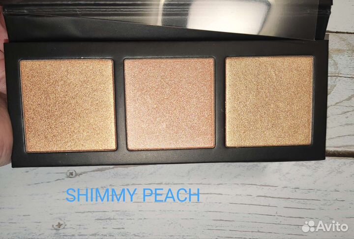 Хайлайтер MAC hyper real glow