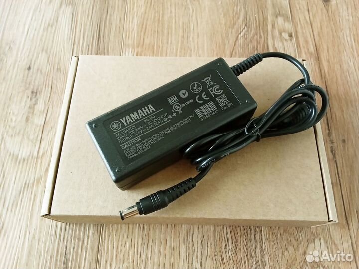 Блок питания Yamaha рsr-S770