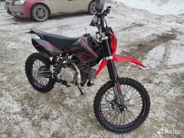 Мотоцикл питбайк Regulmoto Seven Medalist PRO