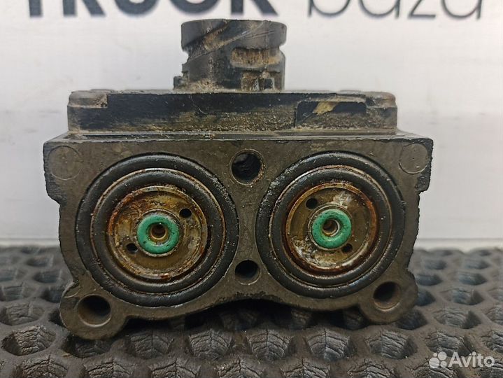 0501221161 Блок клапанов кпп 16S2220TD