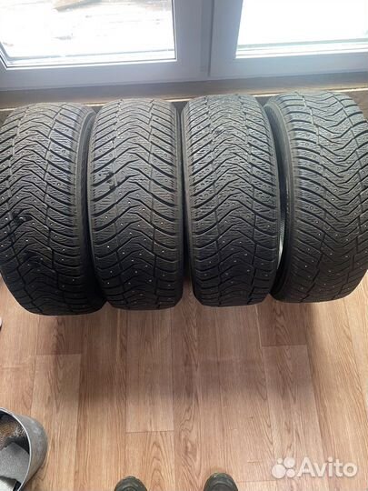 Yokohama Ice Guard IG65 215/50 R17 95T