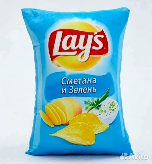 Декоративные подушки в виде пачки чипсов