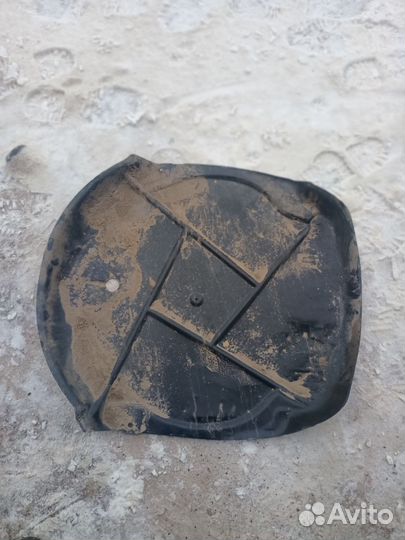 Защита запасного колеса Mercedes-Benz S W220