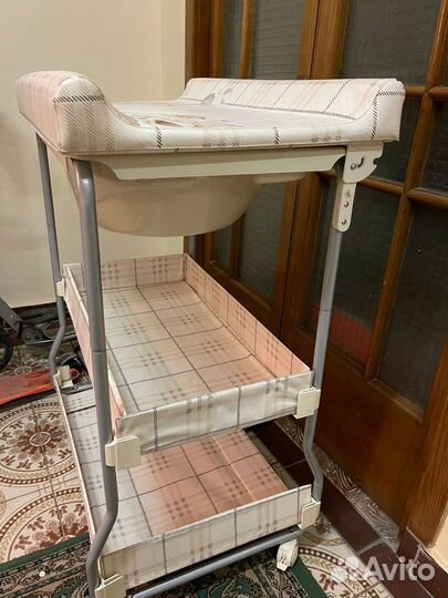 Пеленальный столик с ванночкой Италия Primi Signi