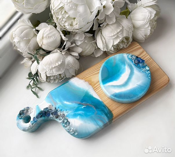 Набор подарочный доска и подстаканник из смолы