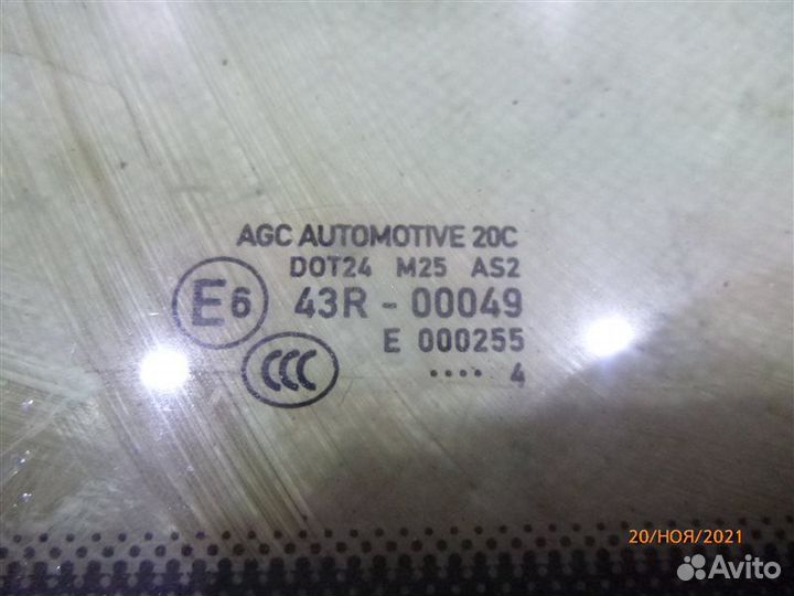 Стекло заднее левое Porsche Cayenne 2014