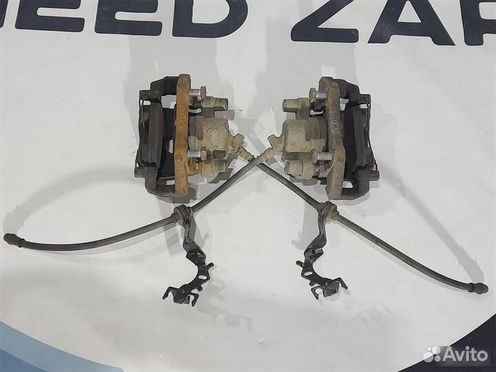 Суппорт передний правый Renault Sandero 2 1.6