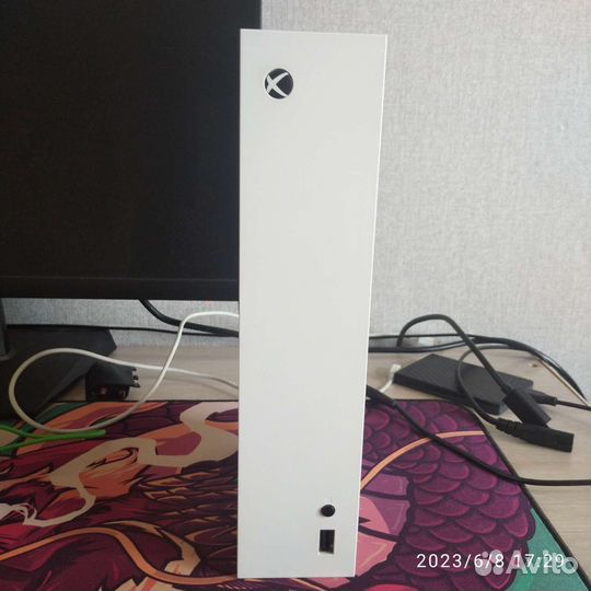 Игровая консоль Xbox series s 512+ жд на 1Тб