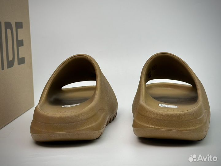 Тапочки Adidas Yeezy Slide 