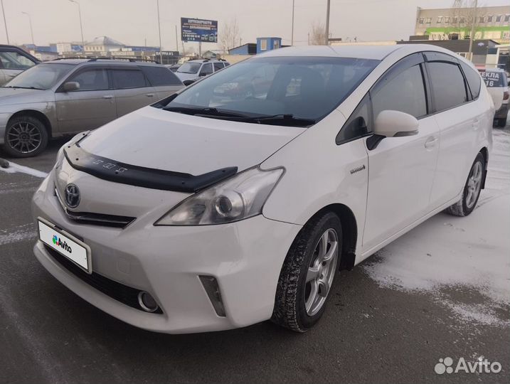 Toyota Prius Alpha 1.8 AT, 2012, 164 000 км