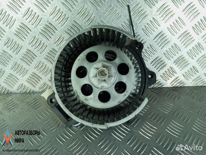 Моторчик печки Renault Espace 4 2005 52492209