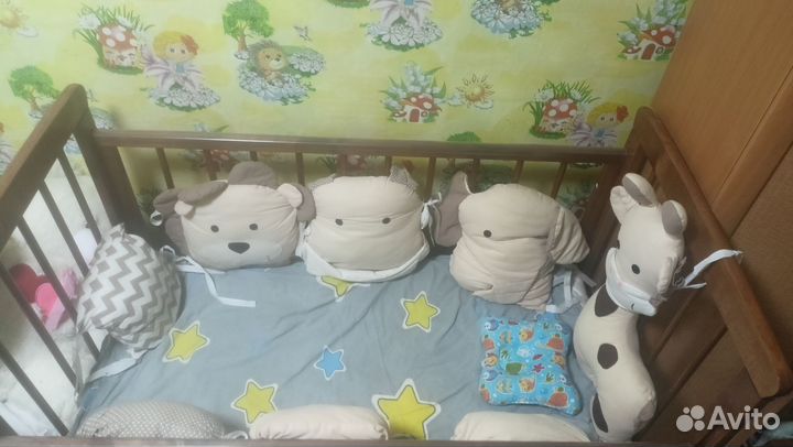 Детская кроватка