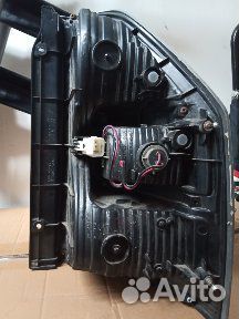 Фонарь задний левый mitsubishi padgero 3