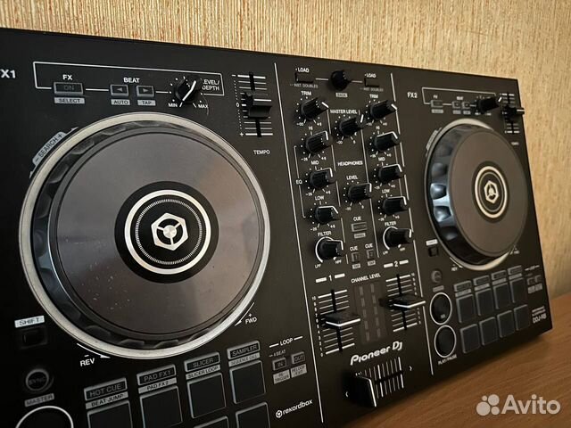 Dj контролер Pioneer DDJ RB