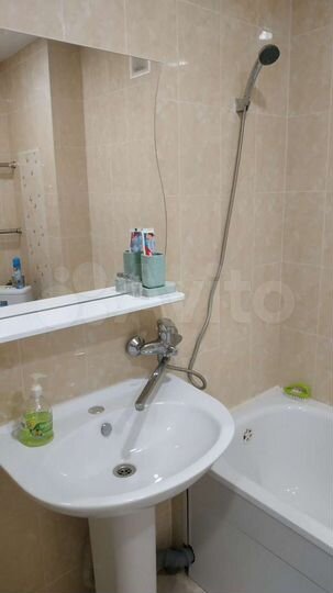 1-к. квартира, 35 м², 4/10 эт.