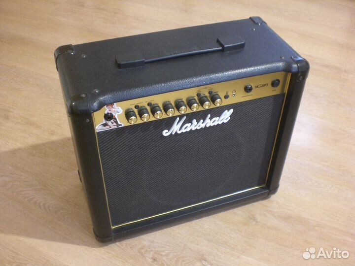 Комбики Marshall. Кабели Ernie Ball Fender Neutrik