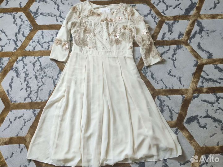 Платье вечернее