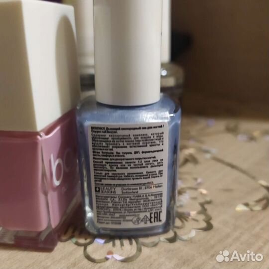 Защита ногтя и лак