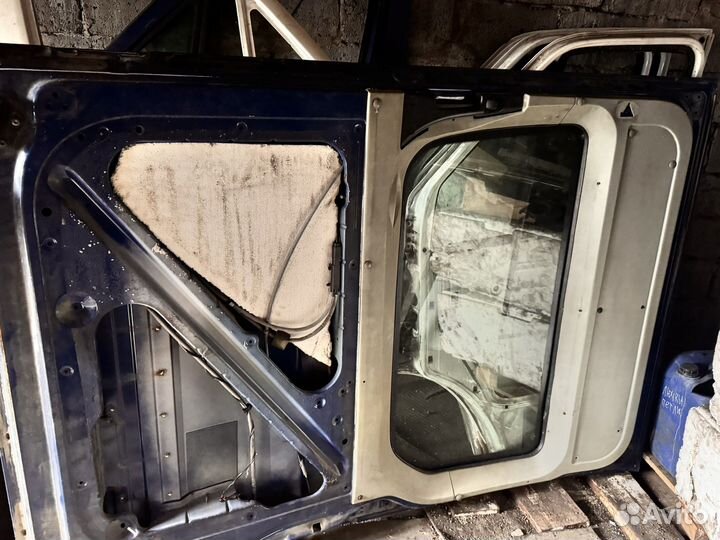 Дверь сдвижная mercedes sprinter 906