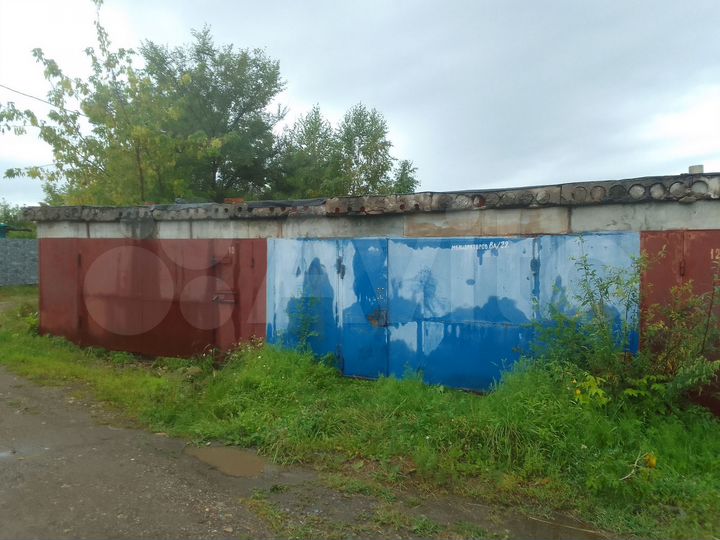 Гараж, > 30 м²