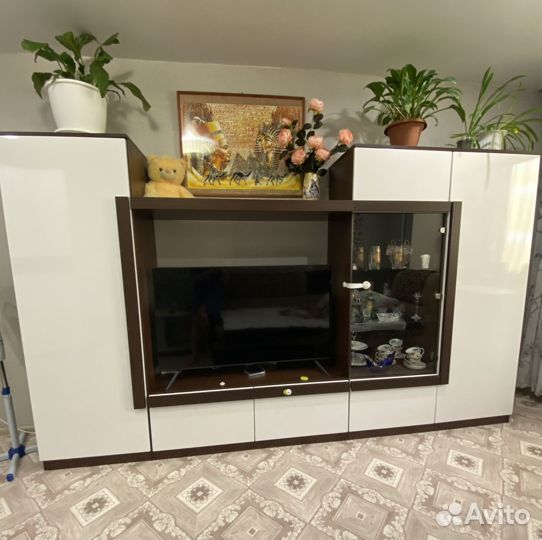 Стенка в гостиную бу