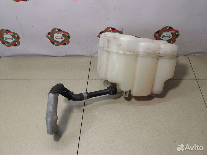 Audi Q5 FY Расширительный бачок