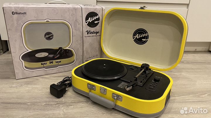 Виниловый проигрыватель alive audio серии Vintage