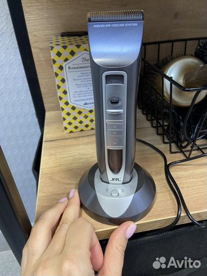 Машинка для стрижки волос JRL
