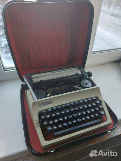 Печатная машинка erika