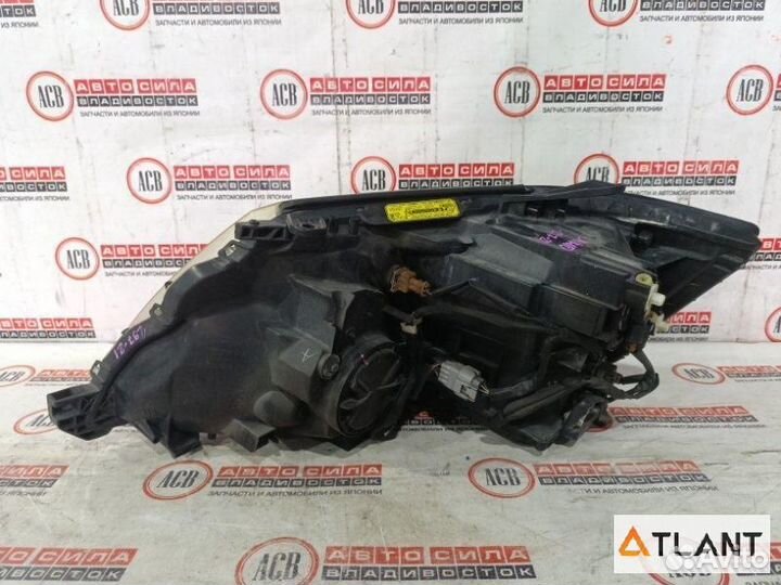 Фара правая toyota alphard