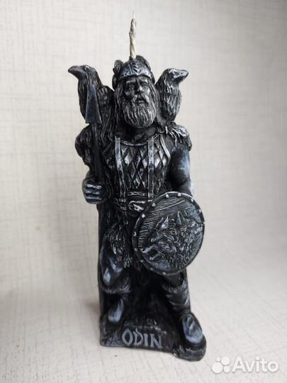 Восковые свечи ручной работы