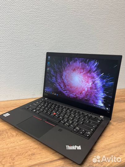 Ноутбук Lenovo thinkpad компактный и быстрый