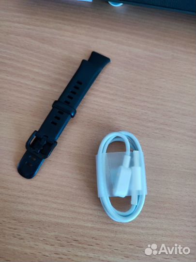 Смарт часы huawei band 7