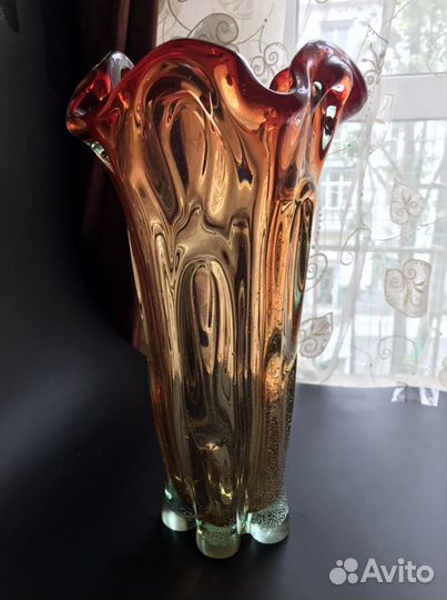 Ваза цветное стекло бульгазе Чехословакия