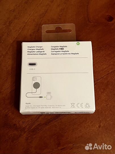 Беспроводная зарядка MagSafe Charger