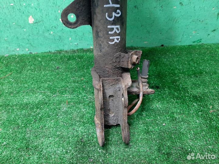 Стойка амортизатора задняя правая Hyundai Matrix