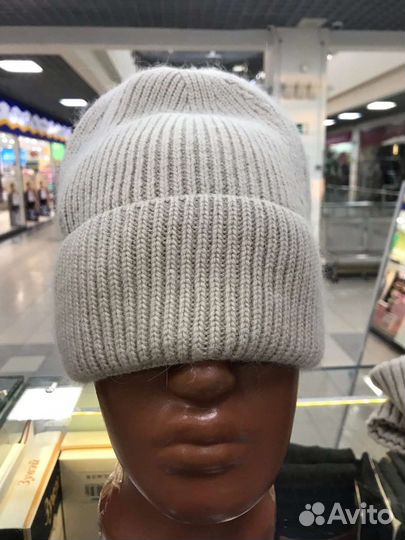 Шапка женская из ангоры