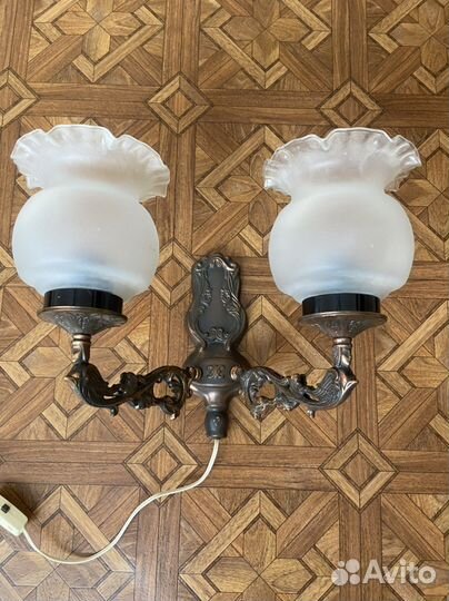 Светильник настенный бра под бронзу двух рожковый