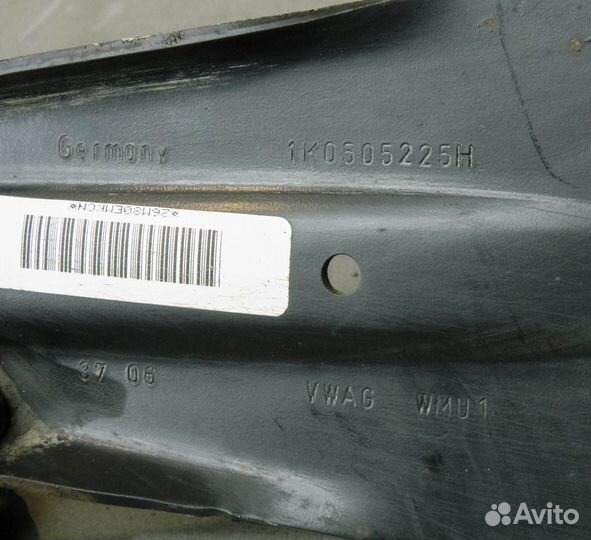 Рычаг задний левый продольный VW Jetta 5