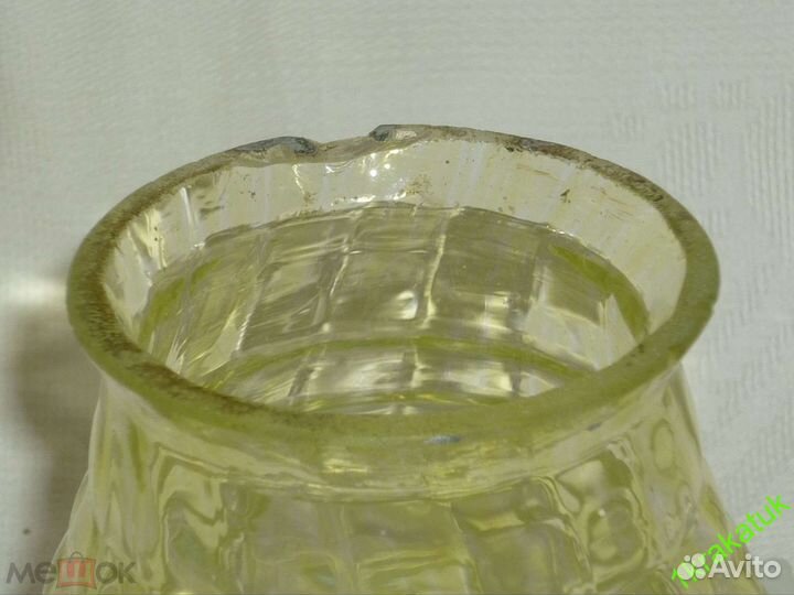 Ажурный плафон для бра опаловое стекло 19 век