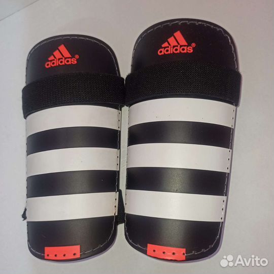 Adidas Parastinchi Ghost Щитки оригинал