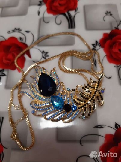 Колье ожерелье