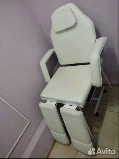 Кресло педикюрное