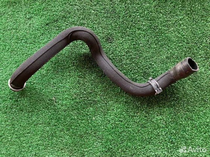 Патрубок охлаждения Mercedes-Benz S-Class W221