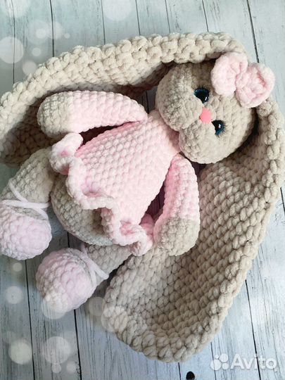 Заяц зайка вязаная ручной работы