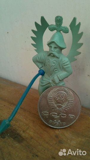 Фигурка. Воин с копьем