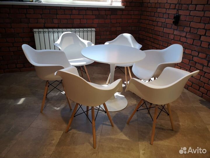 Стул кресло dsw eames с подлокотниками