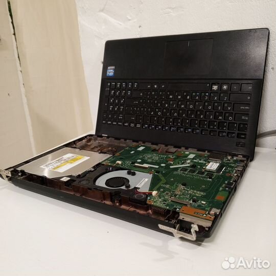 Ноутбук Asus x551c разбор